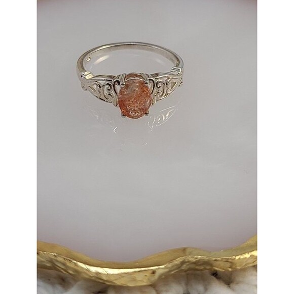 Sterling Silver Strawberry Quartz Ring Size 8 Ornate Filigree Band Oval Gemstone - Picture 2 of 6